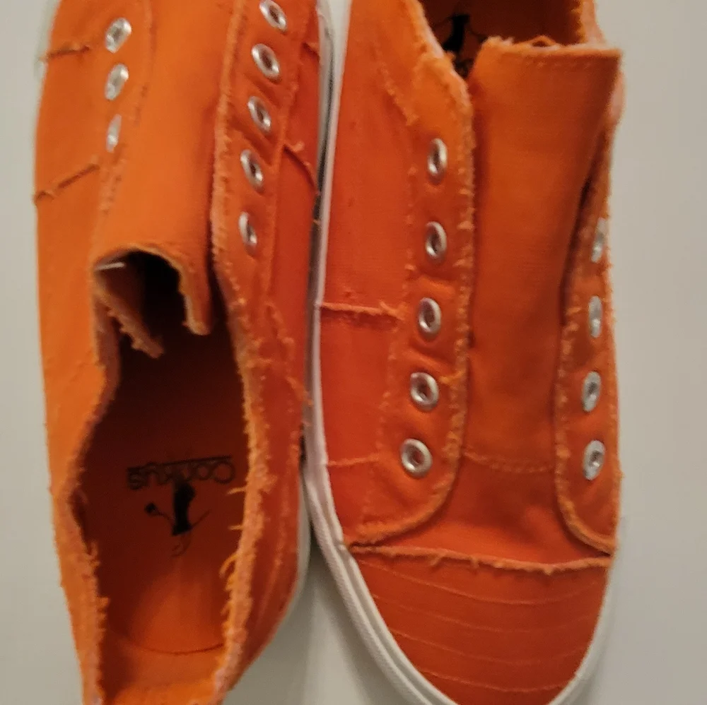 CORKYS WOMEN"S BABALU SLIP-ON SNEAKERS - Picture 13 of 16